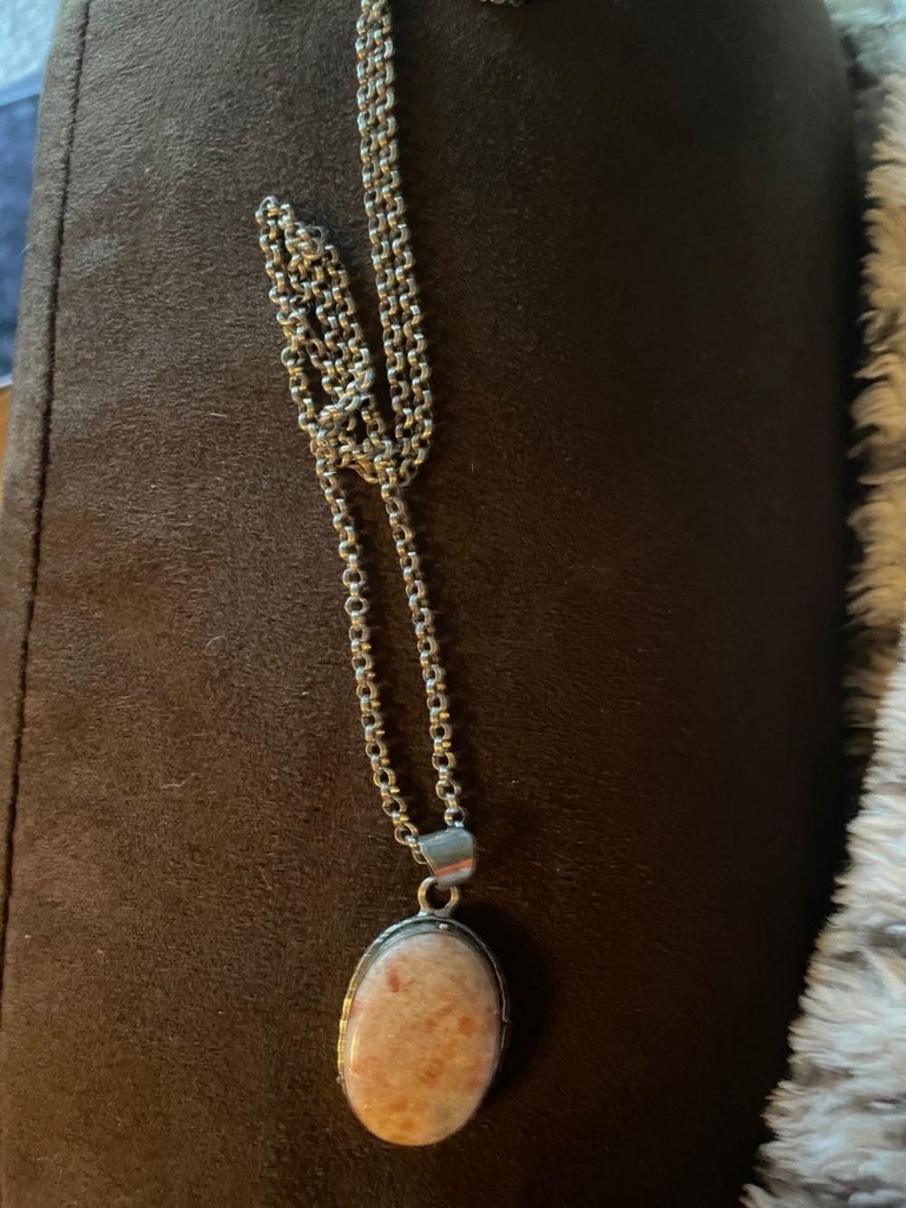 Silver Peach Moonstone Oval Pendant Necklace 18 inch chain